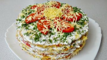 Snack kage af zucchini med ost og svampe
