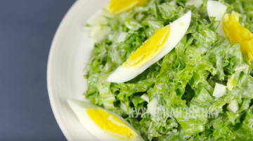 En simpel salat med kun 3 ingredienser