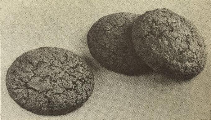  Pastry "mandel". Foto fra bogen "Produktion af bagværk og kager," 1976