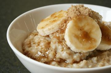 Grød med honning, kanel og banan puré. Lækkert!