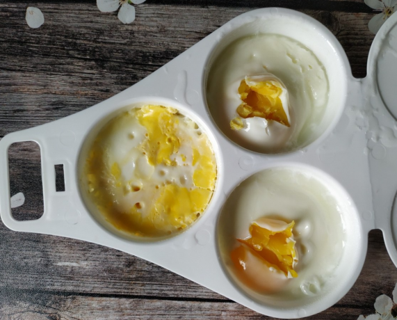 Formular til madlavning æg i mikrobølgeovnen, at prisen på 200 rubler. Billeder - Yandex. billeder