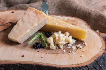 Hvad er ost "parmesanost"
