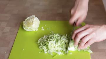3 ny salat fra den sædvanlige kål. enkle opskrifter