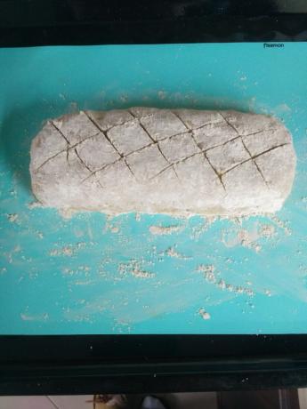 En simpel opskrift på groft brød.