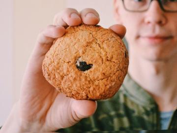 Sådan koger havregryn cookies med chokolade og sprød kroshkoy🍪